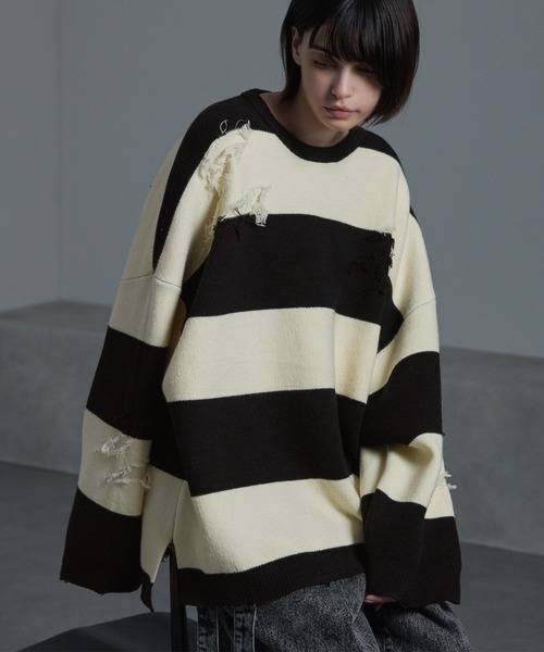 cussil（クシル）の「【cussil/クシル】ダブルジャガードダメージクルーネックニット/セーター（ニット/セーター・メンズ・オフホワイト/チャコールグレー/ブラック/ネイビー/ブラック系・S/M/L）」の9枚目の写真