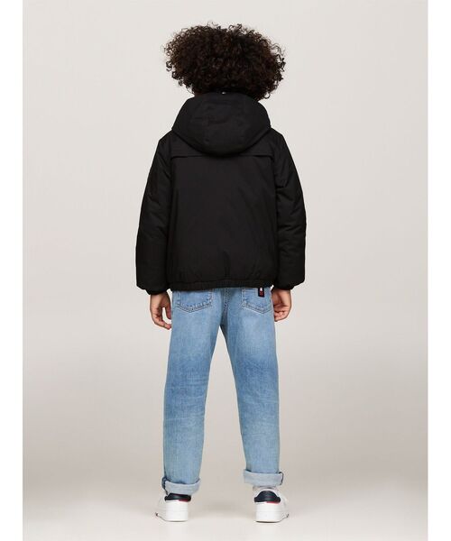 TOMMY HILFIGER(トミーヒルフィガー)の「BOYS ライトパデッドリップストップジャケット(ブルゾン・キッズ・ブラック/オレンジ・140cm/150cm/160cm/130cm)」の3枚目の写真