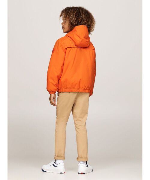TOMMY HILFIGER(トミーヒルフィガー)の「BOYS ライトパデッドリップストップジャケット(ブルゾン・キッズ・ブラック/オレンジ・140cm/150cm/160cm/130cm)」の14枚目の写真