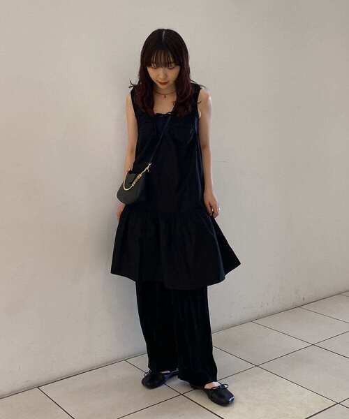 GANNI(ガニー)の「GANNI Mini Swing Crossbody(ハンドバッグ・レディース・ブラック・-)」の7枚目の写真