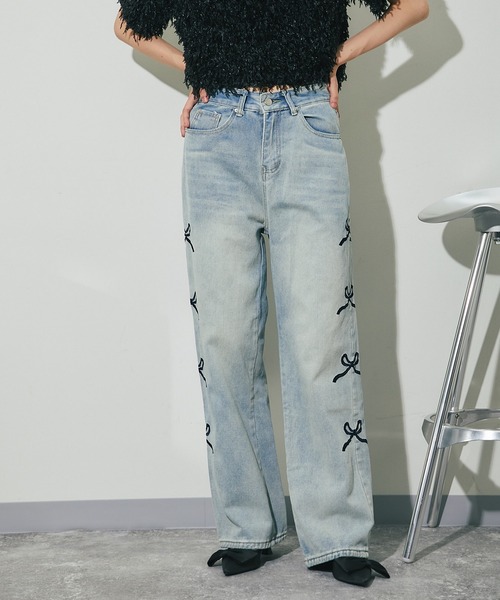 ANOTHER S(アナザーエス)の「サイド刺繍リボンデニムパンツ(デニムパンツ・レディース・ブルー・S/M/L)」の5枚目の写真