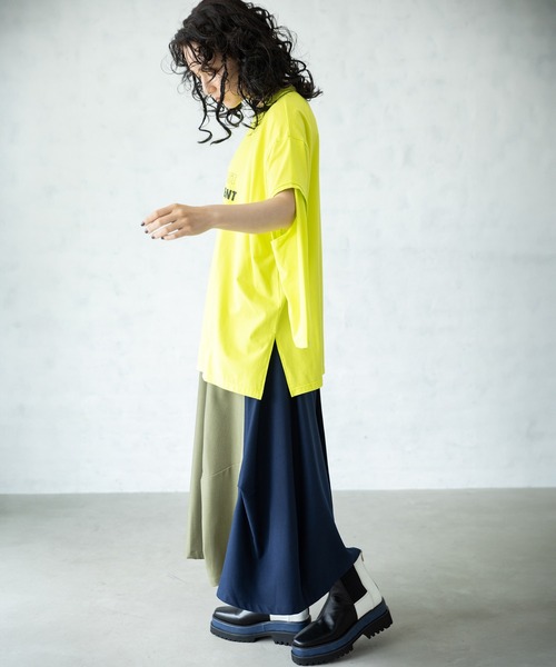 OSMOSIS（オズモーシス）の「バイカラータックコクーンスカート（スカート・レディース・ブラック/カーキ/ライトパープル・ONE SIZE）」の9枚目の写真