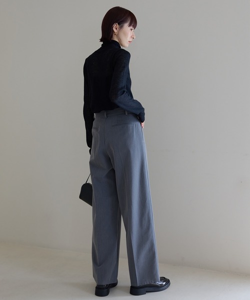 meilmada(メイルマダ)の「ソフトシアータートルネックニット(ニット/セーター・レディース・オフホワイト/グレー/ブラック・FREE)」の13枚目の写真