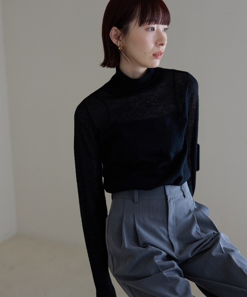 meilmada(メイルマダ)の「ソフトシアータートルネックニット(ニット/セーター・レディース・オフホワイト/グレー/ブラック・FREE)」の10枚目の写真