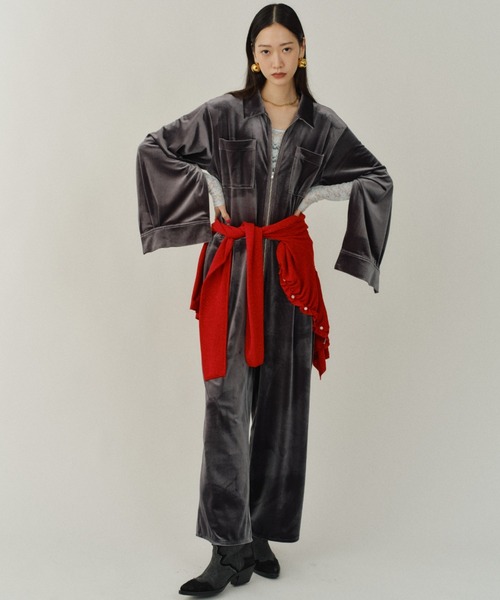 yae(ヤエ)の「Fastener slit velours jumpsuit / ファスナースリット yae(ヤエ)の「Fastener slit velours jumpsuit / ファスナースリット