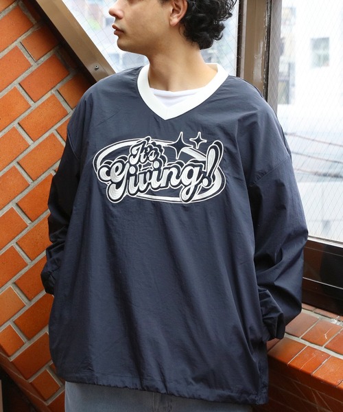 ８(eight)（エイト）の「ナイロンＶネックプルオーバー（ナイロンジャケット・メンズ・オフホワイト/ブラック/ネイビー・LARGE/MEDIUM）」の12枚目の写真