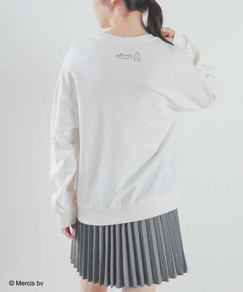 Honeys（ハニーズ）の「ミッフィー／ゆるトップス（スウェット・レディース・ブルー/アイボリー/ピンク/スミクロ/オートミール・S/M/L/LL）」の8枚目の写真