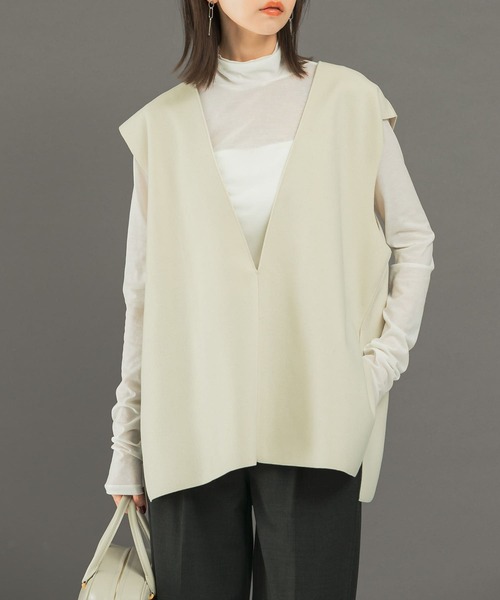 URBAN RESEARCH ROSSO WOMEN（アーバンリサーチ　ロッソ）の「『WEB限定』メルトンVネックベスト（ベスト・レディース・アイボリー/ブラック・FREE）」の7枚目の写真