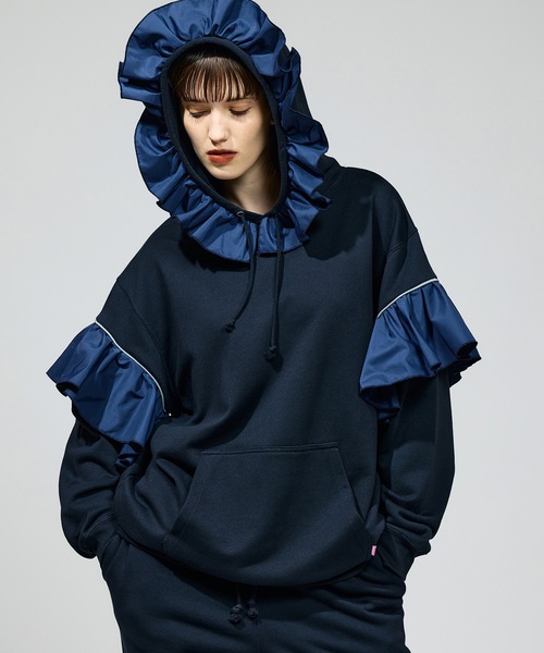 NON TOKYO（ノントーキョー）の「FRILL SWEAT HOODIE（パーカー・レディース・ネイビー/アイボリー/ブラック・FREE）」の3枚目の写真