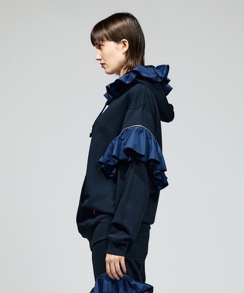 NON TOKYO（ノントーキョー）の「FRILL SWEAT HOODIE（パーカー・レディース・ネイビー/アイボリー/ブラック・FREE）」の16枚目の写真