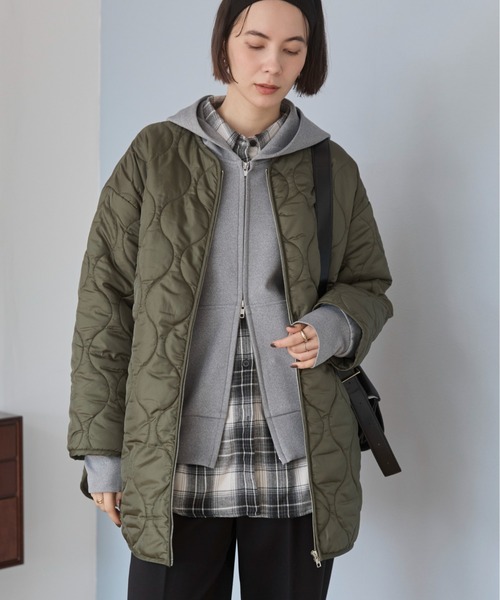 OUR ダークブラウン キルティングノースリーブジャケット OUR ダークブラウン キルティングノースリーブジャケット ノー