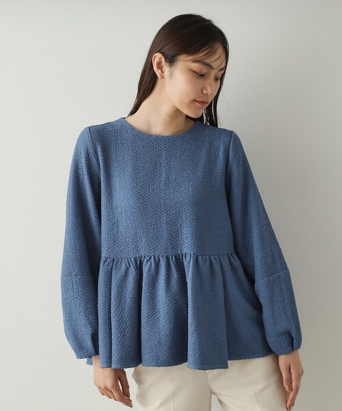 OPAQUE.CLIP（オペークドットクリップ）の「◆ふくれジャカードペプラムブラウス【洗濯機洗い可】（シャツ/ブラウス・レディース・ブラック/ブルー/ホワイト・36/38/40/42）」の16枚目の写真