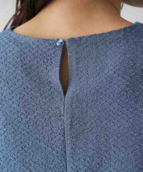 OPAQUE.CLIP（オペークドットクリップ）の「◆ふくれジャカードペプラムブラウス【洗濯機洗い可】（シャツ/ブラウス・レディース・ブラック/ブルー/ホワイト・36/38/40/42）」の20枚目の写真