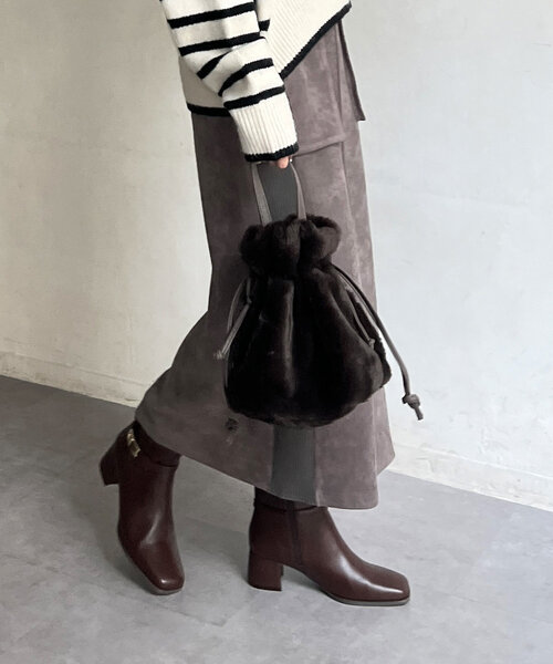 Chez toi(シェトワ)の「ファー巾着BAG(トートバッグ・レディース・モカ/アイボリー/グレー/チャコールグレー・FREE)」の11枚目の写真