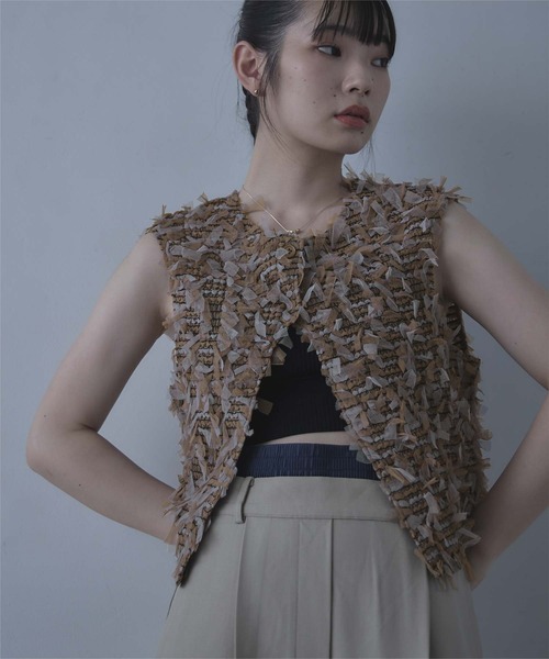 miette（ミエット）の「前後2wayチュールジャガードベスト（ベスト・レディース・ブラウン/ブラック/ブルー・FREE）」の3枚目の写真