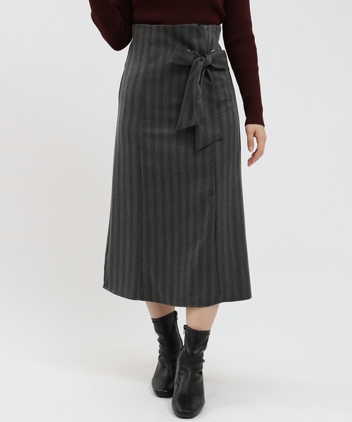 TRUDEA(トルディア)の「ウエストリボンスカート(スカート・レディース・チャコールグレー/ブラック・SMALL/MEDIUM)」の1枚目の写真