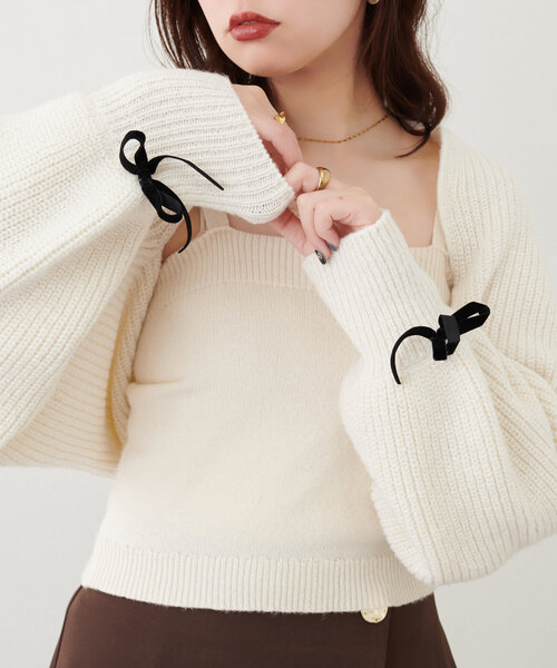 natural couture(ナチュラルクチュール)の「袖口リボンショートボレロ(カーディガン/ボレロ・レディース・オフホワイト/チャコールグレー/サックスブルー/モカ・FREE)」の13枚目の写真