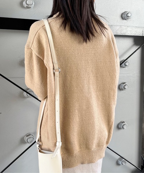 &soiree(アンドソワレ)の「【&soiree】カレッジロゴモヘアライクニットセーター(ニット/セーター・レディース・グリーン/ピンク/グレー/ベージュ・FREE)」の13枚目の写真