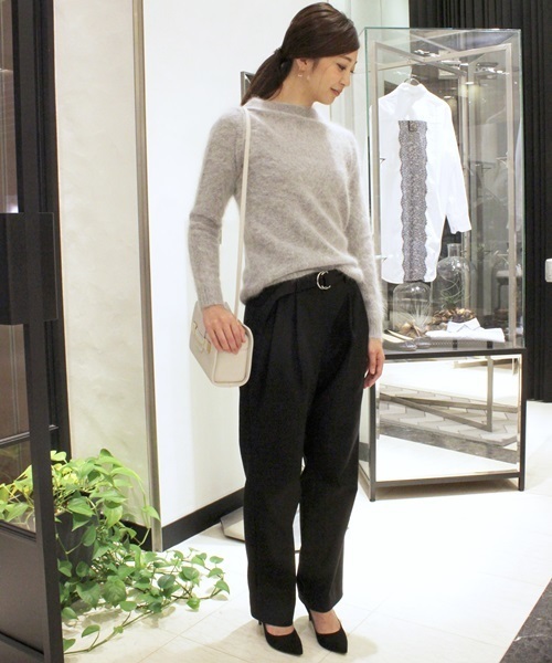 FIGARO Paris（フィガロパリ）の「C/E/Pu二重織り ベルト付きタックパンツ◆（その他パンツ・レディース・ライトグレー/ブラック・38/36）」の12枚目の写真