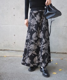 DOLCE&GABBANA ジャガード 花柄 スカート ブラック系 40 DOLCE&GABBANA ジャガード 花柄 スカート ブラック系 40