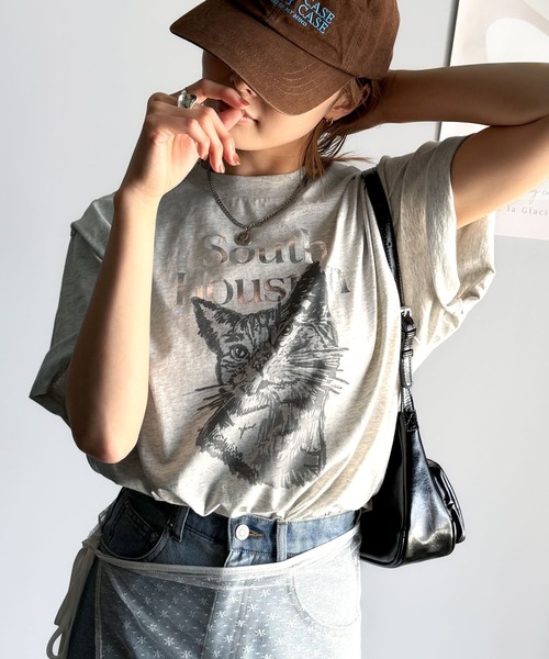 classicalelf（クラシカルエルフ）の「上品カジュアルを楽しむ。シルケット風アニマルTシャツ（半袖）（Tシャツ/カットソー・レディース・グレー系1/アイボリー系1/アイボリー系2/ホワイト系1/グレー系2/ホワイト系2・LARGE/MEDIUM/SMALL/X-LARGE）」の7枚目の写真