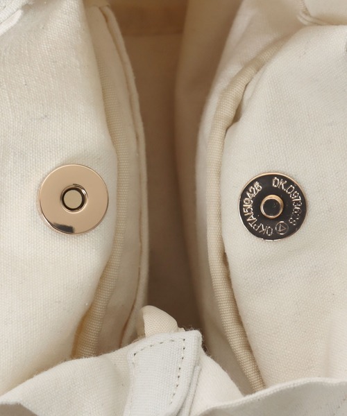 Lee（リー）の「Lee（リー）フリルデザイン2WAYミニショルダーバッグ/ハンドバッグ レディース（ショルダーバッグ・レディース・ブラック/オフホワイト/シルバー/ブラック系その他/ブラック系その他2/グレー系その他/ワイン・FREE）」の19枚目の写真