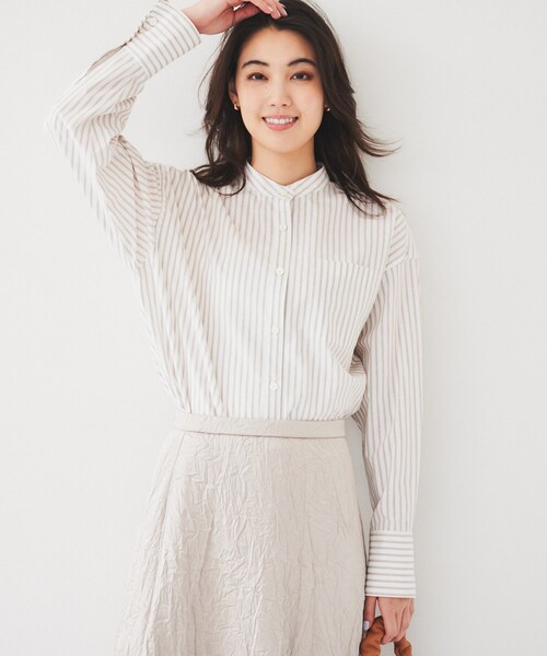 UNTITLED(アンタイトル)の「【コットン100/ストライプ】タイプライター バンドカラーシャツ(シャツ/ブラウス・レディース・オフホワイト/ホワイト系5/ブルー系7・04/48/50/00/01/02/03/44)」の11枚目の写真