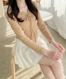 SHEPP（シープ）の「スリムアップ スクエアネック レースアップ ロンT/スタイルアップ 韓国（Tシャツ/カットソー）」