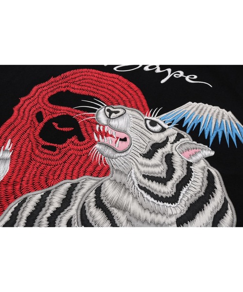 A BATHING APE(アベイシングエイプ)の「TIGER SOUVENIR TEE(Tシャツ/カットソー・メンズ・ブラック/ホワイト・XXX-LARGE/MEDIUM/LARGE/SMALL/X-LARGE/XX-LARGE)」の8枚目の写真
