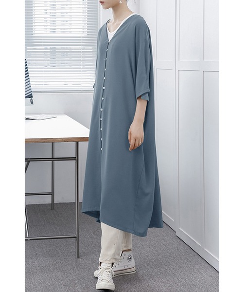 Cinderella(シンデレラ)の「シャツワンピ レディース ワンピース シャツワンピース シャツ Vネック 袖あり 長袖 七分袖 半袖 ミモレ丈 ゆったり 大きめ ビッグシルエット 無地 かわいい(ワンピース・レディース・オレンジ/ブラック/ブラウン/ベージュ/ブルーグレー・MEDIUM/LARGE)」の6枚目の写真