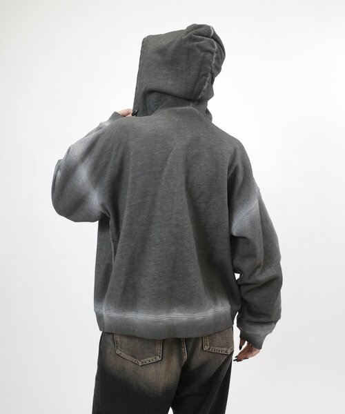 WHO'S WHO gallery(フーズフーギャラリー)の「【ユニセックス】裏毛ラインジップパーカー(パーカー・レディース・グレー/レッド/アイボリー・MEDIUM/LARGE)」の17枚目の写真