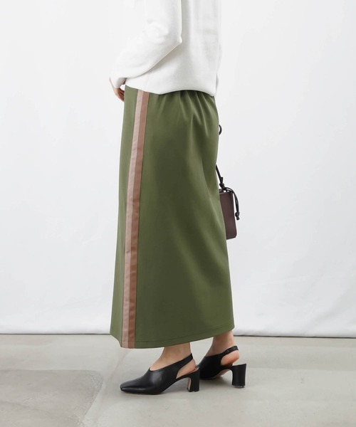 LUCA/LADY LUCK LUCA（ルカ/レディラックルカ）の「LC/LLL ラインタイトスカート（スカート・レディース・ブラック/カーキ/グレイッシュベージュ/アイボリー・FREE）」の8枚目の写真