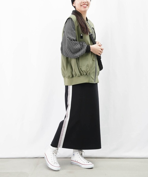 LUCA/LADY LUCK LUCA（ルカ/レディラックルカ）の「LC/LLL ラインタイトスカート（スカート・レディース・ブラック/カーキ/グレイッシュベージュ/アイボリー・FREE）」の5枚目の写真