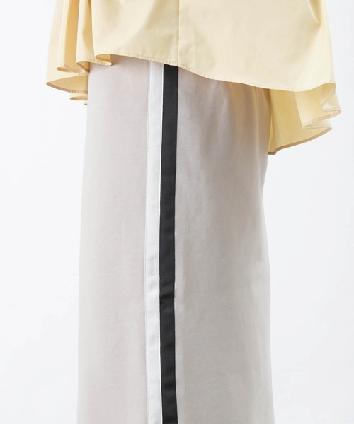 LUCA/LADY LUCK LUCA（ルカ/レディラックルカ）の「LC/LLL ラインタイトスカート（スカート・レディース・ブラック/カーキ/グレイッシュベージュ/アイボリー・FREE）」の18枚目の写真