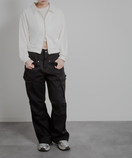 HALEY PESCA(ヘーリーペスカ)の「HALEY PESCA/ポロ襟付きショート丈 ダブルジップ ジャケット(カーディガン/ボレロ・レディース・グレー/ブラック/ホワイト・X-LARGE/LARGE/MEDIUM)」の7枚目の写真