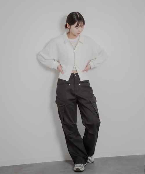 HALEY PESCA(ヘーリーペスカ)の「HALEY PESCA/ポロ襟付きショート丈 ダブルジップ ジャケット(カーディガン/ボレロ・レディース・グレー/ブラック/ホワイト・X-LARGE/LARGE/MEDIUM)」の12枚目の写真