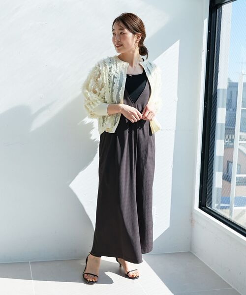 le.coeur blanc(ルクールブラン)の「ナイロンVネックキャミワンピース(ワンピース・レディース・ダークグレー/カーキオリーブ・38)」の14枚目の写真