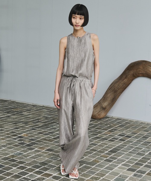 AIC.(エーアイシー)の「ビンテージサテンアメスリタンク/セットアップ可能(タンクトップ・レディース・グレイッシュベージュ/ネイビー・FREE)」の17枚目の写真