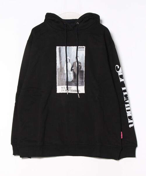 September(セプテンバー)の「★SEPTEMBER(セプテンバー)★photo hoodie(パーカー・レディース・ブラック/ホワイト・MEDIUM)」の2枚目の写真