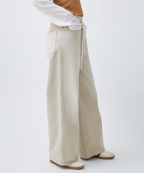 M TO R（ムウトアール）の「WRAP BAGGY DENIM（デニムパンツ・レディース・キナリ/ブルー・38/40/42）」の17枚目の写真