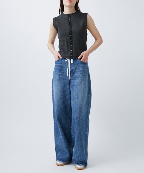 M TO R（ムウトアール）の「WRAP BAGGY DENIM（デニムパンツ・レディース・キナリ/ブルー・38/40/42）」の6枚目の写真