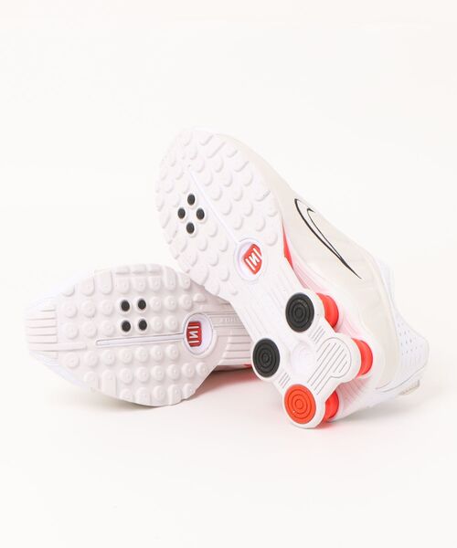 NIKE（ナイキ）の「NIKE WMNS SHOX R4 AR3565-103（スニーカー・レディース・ホワイト・25㎝/24.5㎝/23.5㎝/23㎝/24㎝）」の10枚目の写真