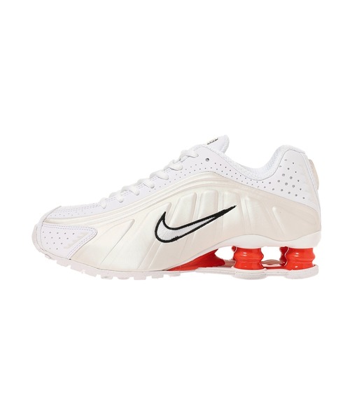 NIKE（ナイキ）の「NIKE WMNS SHOX R4 AR3565-103（スニーカー・レディース・ホワイト・25㎝/24.5㎝/23.5㎝/23㎝/24㎝）」の4枚目の写真