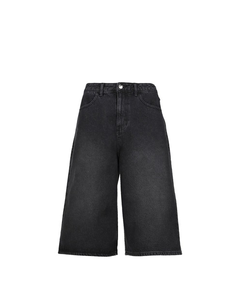 ADER error(アーダーエラー)の「BERMUDA DENIM SHORTS(デニムパンツ・メンズ・ブラック・SMALL/MEDIUM/LARGE/X-LARGE)」の1枚目の写真