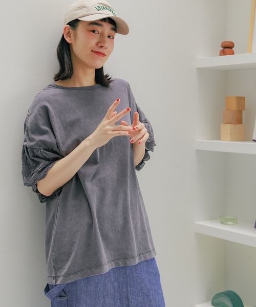 フリルレースシャーリングプルオーバー（Tシャツ/カットソー
