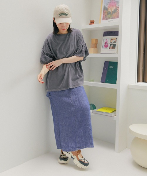 niko and...(ニコアンド)の「フリルレースシャーリングプルオーバー(Tシャツ/カットソー・レディース・レッド/オフホワイト/チャコール/ライトグレー・MEDIUM/LARGE)」の6枚目の写真