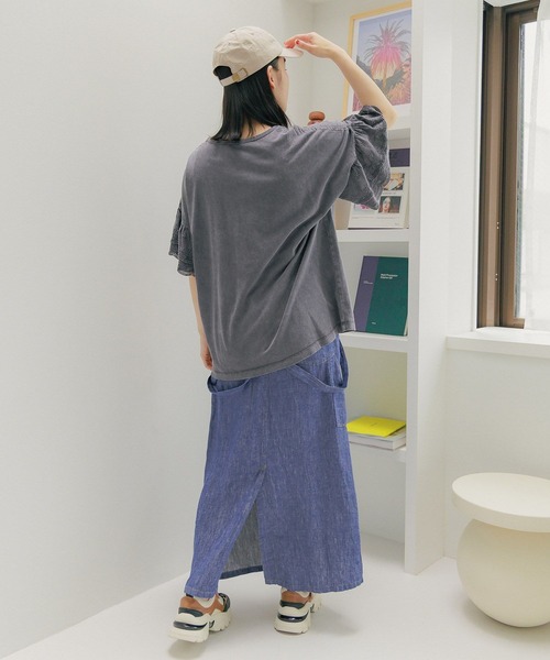 niko and...(ニコアンド)の「フリルレースシャーリングプルオーバー(Tシャツ/カットソー・レディース・レッド/オフホワイト/チャコール/ライトグレー・MEDIUM/LARGE)」の7枚目の写真