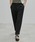 UNITED TOKYO�i���i�C�e�b�h�g�E�L���E�j�́uCOLD DRY PLEATS 2�^�b�N�C�[�W�[�p���c�@�ڐG�⊴�b�y�ʁb�ʋC���i�X���b�N�X�j�v�b�u���b�N