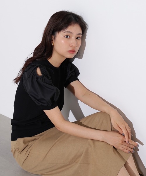 N.(N. Natural Beauty Basic)(エヌエヌナチュラルビューティーベーシック)の「オープンショルダードッキングニット(ニット/セーター・レディース・ブラック/ブルー/ホワイト・MEDIUM)」の2枚目の写真