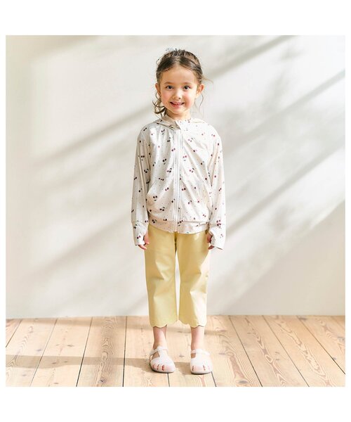 apres les cours(アプレレクール)の「【UVカット】ひんやりUVパーカー(パーカー・キッズ・アイボリー/サックスブルー/ラベンダー・80/90/100/110/120/130)」の4枚目の写真